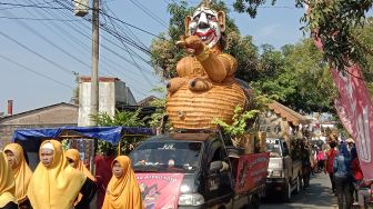 Kerajinan Rotan di Kirab Grebeg Penjalin 2023, Angkat Kembali Kerajinan di Desa Wisata Trangsan Sukoharjo