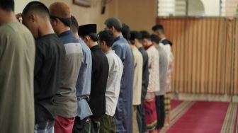 Niat Sholat Jumat untuk Makmum dan Imam Lengkap dengan Tata Caranya