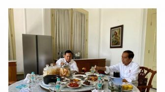 Prabowo Pamer Makan Siang Bareng Jokowi, Istana Sebut Hal Biasa