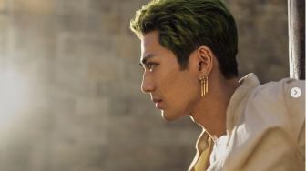 5 Potret Mackenyu, Pemeran Zoro di Live Action One Piece yang Aura Gantengnya Bikin Melting!