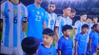 Jan Ethes Digandeng Kiper Argentina, Reaksi Gibran Rakabuming Bikin Ngakak