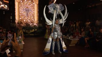 Keren! Yasinta Aurellia Pamer Kostum Pahlawan Penyelamat Gajah untuk Ajang Miss Supranational 2023