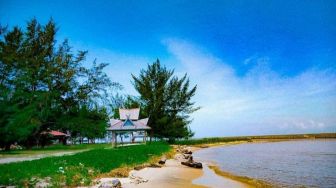 3 Rekomendasi Wisata Pantai di Kalimantan Tengah, Wajib Dikunjungi!