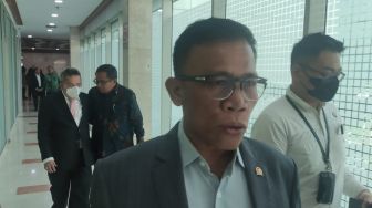 Politikus PDIP, Masinton Pasaribu Tunjukkan Kedekatan Bareng Partai PKB: Satu-satu Kita Sayang AMIN