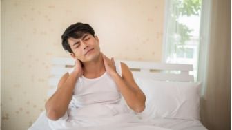 Badan Sering Terasa Sakit setelah Bangun Tidur? Bisa Jadi ini Penyebabnya