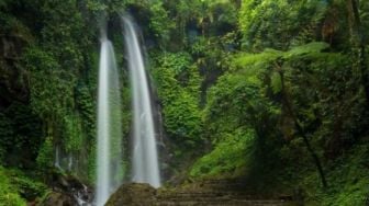 5 Wisata Air Terjun di Jawa Tengah yang Cocok Dikunjungi Saat Liburan Sekolah