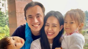 Anak Rendy Kjaernett Tahu Ayahnya Selingkuh dengan Syahnaz: Pah, Ini Siapa?