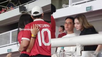 Nonton Indonesia VS Argentina, Sikap Gibran dan Selvi Disebut Jauh Berbeda dengan Kaesang dan Erina, Kenapa?