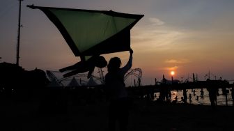 Festival Layang-layang Jakarta di Pantai Lagoon