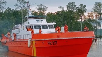 KM Farida Indah Hilang Kontak Sejak Kamis di Perairan Papua, Nasib Delapan ABK belum Diketahui