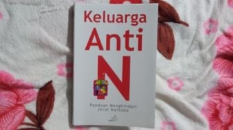 Upaya Orang Tua Melindungi Anak dari Narkoba dalam Buku 'Keluarga Anti N'