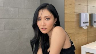 Begini Tanggapan P Nation Terkait Kabar Bergabungnya Hwasa MAMAMOO