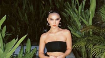 Outfit Agnez Mo Digunjing Netizen, Pakai Setelan Ini saat Urus e-KTP di Kelurahan