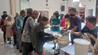 Indahnya Keberagaman di Rasa Dharma Semarang: Berbagi Makanan Tanpa Pandang Agama