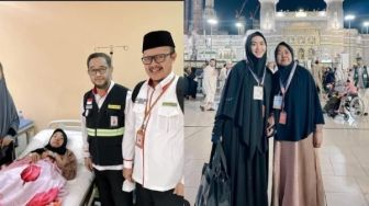 Sedang Jalani Ibadah Haji, Ibu Oki Setiana Dewi Jatuh Sakit di Madinah