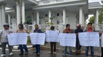 Wartawan Bukittinggi Agam Gelar Aksi Protes Keras Ucapan Wako Erman Safar, Dianggap Batasi Kerja Jurnalis