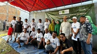 UMKM Sahabat Sandi Uno Bekasi Gelar Qurban Bagi Warga Bekasi Timur dan Selatan