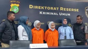 Trik Rihana dan Rihani Kabur dari Polisi, Pindah-pindah tempat dan Punya Cepu