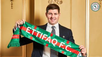 Steven Gerrard Ikut Tren Gabung Klub Arab Saudi, Resmi Latih Al Ettifaq