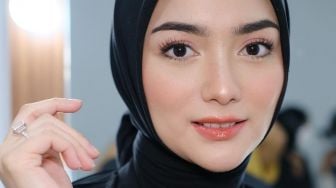 5 OOTD Stylish Ala Citra Kirana, Dijamin Gak Terlihat Kaku Meski Pakai Hijab