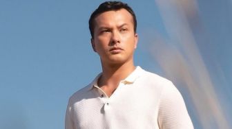 11 Potret Selfie Artis usai Nyoblos di Pemilu 2024, Nicholas Saputra Paling Banyak Dinanti