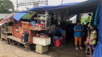 Tergusur dari Rumah Sendiri Demi 'Monumen Politik' Stadion JIS, Warga Kampung Bayam: Saya Dijanjiin Doang