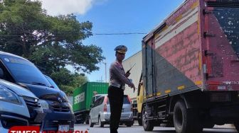 Cerita Pengendara Terjebak Macet Enam Jam di Pelabuhan Ketapang