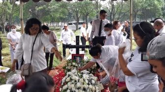 Ibu Jonas Rivanno Meninggal, 15 Tahun Lawan Kanker Kandung Kemih