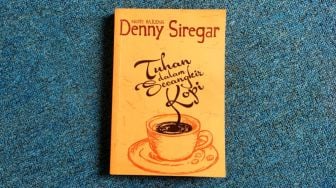 Berprasangka Baik kepada Takdir Allah dalam Buku Tuhan dalam Secangkir Kopi