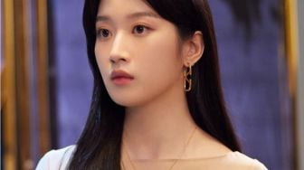 Potret Menawan Moon Ga Young, Jadi Cameo di Drama Delightfully Deceitful