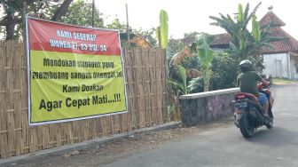 Heboh Tulisan Menohok Larangan Buang Sampah Sembarangan di Solo: Didoakan Cepat Mati hingga Kena Azab