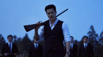 5 Film Terbaru Kim Kang Woo yang Lagi Ultah ke-45, Terbaru Ada Tyrant dan The Childe