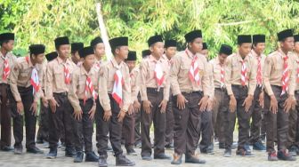 Kumpulan Yel-yel MPLS Lucu, Bikin Tim Kompak dan Semangat