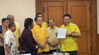 Airlangga Hartanto Digoyang, Dewan Pakar Anggap Luhut hingga Bamsoet Cocok Jadi Ketua Umum Golkar