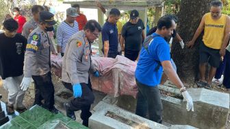 Hendak Nyekar, Ibu-ibu Malah Temukan Orang Gantung Diri di Makam Cungkup Jebres