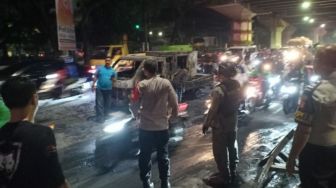 Mobil Pikap Terbakar di Jalan Tanjung Barat, Polisi Pastikan Tak Ada Korban Jiwa