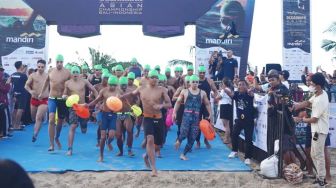 Perenang Nasional Adinda Larasati hingga Aflah Fadlan Jadi Kampiun di Oceanman Asian Championship Bali 2023