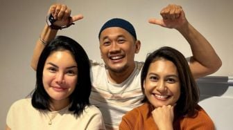 Hanung Bramantyo Foto Bareng Nikita Mirzani, Netizen: Hati-Hati Mas