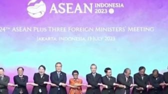 Sikap Amerika Serikat terhadap Sentralitas ASEAN Ditengah Perpecahan Internal