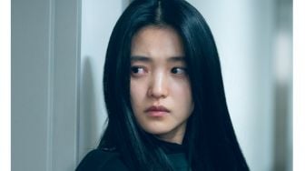 Disebut Layak Dapat Daesang, Akting Kim Tae Ri di Drama Revenant Bikin Melongo