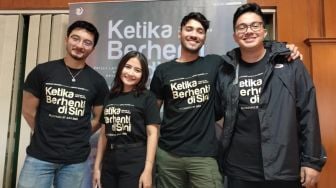 Penuh Konflik Batin, Prilly Latuconsina Ajak Warga Solo Tonton 'Ketika Berhenti di Sini'