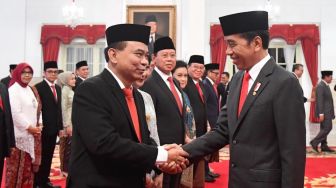 Imbas Tak Lagi Mesra dengan Surya Paloh, Alasan Jokowi Beri Kursi Menteri NasDem ke Ketum Projo Budi Arie?