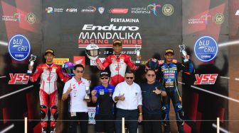 Para Pembalap Astra Honda Racing Team Dominasi Podium Juara di Kejurnas Mandalika Racing Series 2023