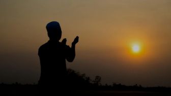 Jangan Celaka! Baca 3 Doa Akhir Ramadan Ini Menjelang Buka Puasa