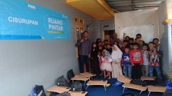 Majukan Digitalisasi Sekolah, PNM Dirikan Ruang Pintar di Garut