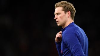 Selalu Dikaitkan dengan Manchester United, Frenkie de Jong Sebut Masih Betah di Barcelona