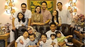 Adabnya Foto Bareng Atlet Dicibir, Menpora Dito Ariotedjo Anak Konglomerat Ini