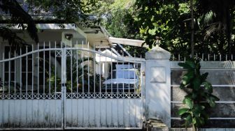 Suasana Rumah Guruh Soekarnoputra di Jalan Sriwijaya, Kelurahan Selong, Kebayoran Baru, Jakarta Selatan, Rabu (19/7/2023). [Suara.com/Alfian Winanto]