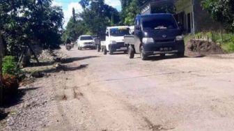 Pemprov Sulsel Pastikan Jalan Poros Sidrap-Soppeng Segera Dikerjakan