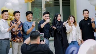 Buka Reglow Clinic Cabang Baru, Dokter Shindy Putri Beberkan Alasannya Terjun ke Dunia Kecantikan